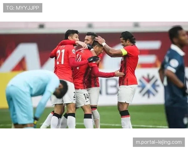 双后腰拦截覆盖面不足 蓉城攻防转换出现脱节