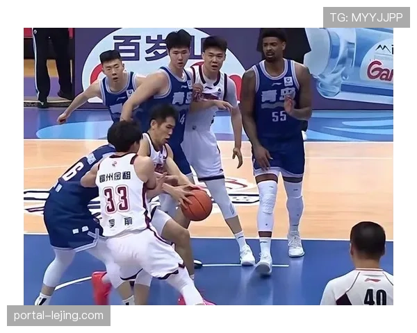 青岛队二次进攻得分效率偏低，前场篮板转化率不足三成